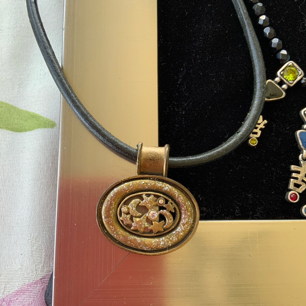 Bundle of 4 Chicos necklaces - Picture 2 of 9